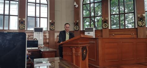 Office of the Secretary to the Mayor .